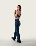 Studio Flare Legging Midnight